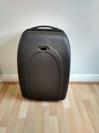 liverpool cabin case